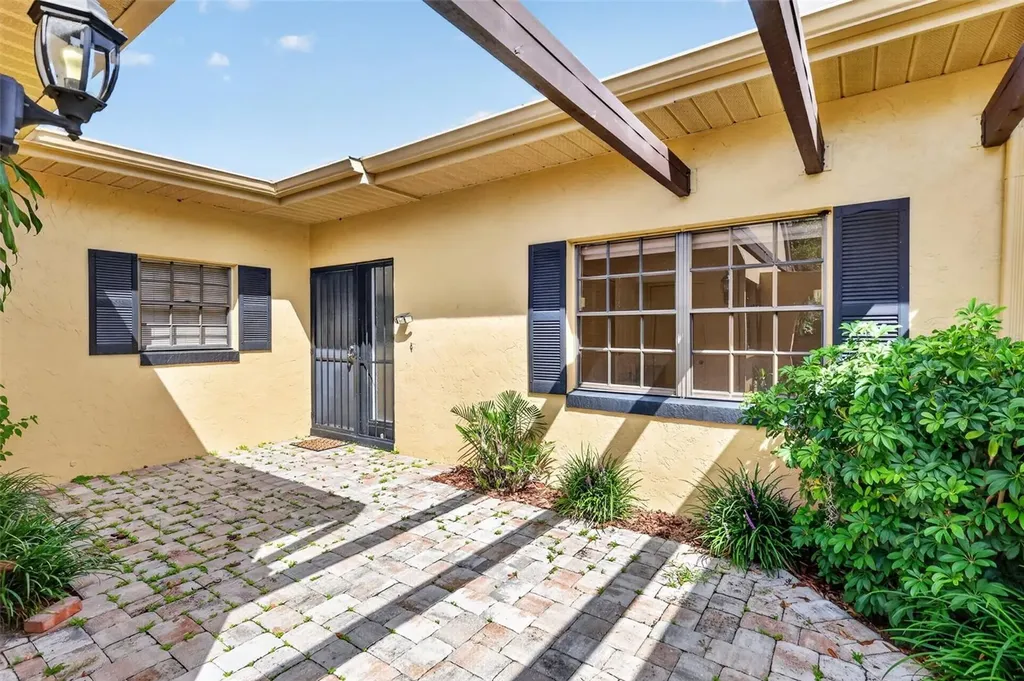 1111 Lakeshore Drive Eustis FL 32726