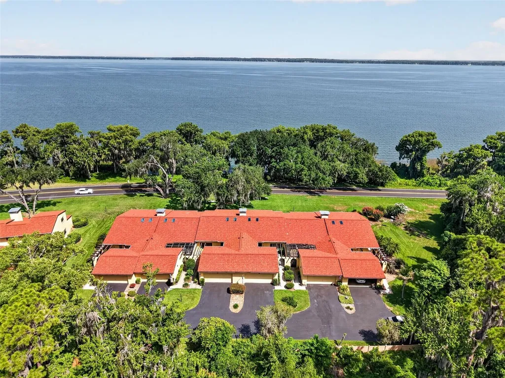 1111 Lakeshore Drive Eustis FL 32726