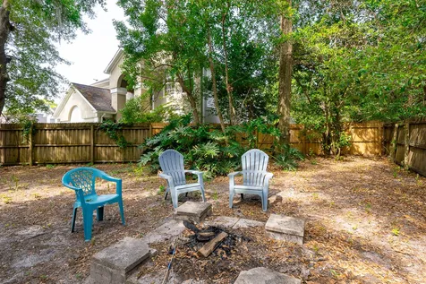 254 Oak Park Place Casselberry FL 32707