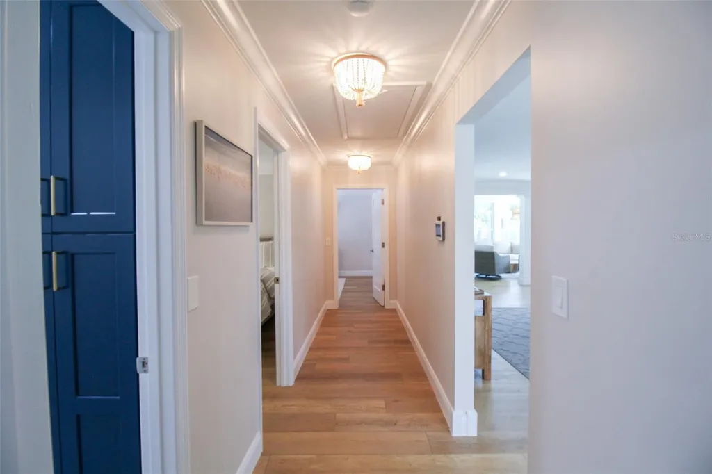 691 Russell Street Longboat Key FL 34228