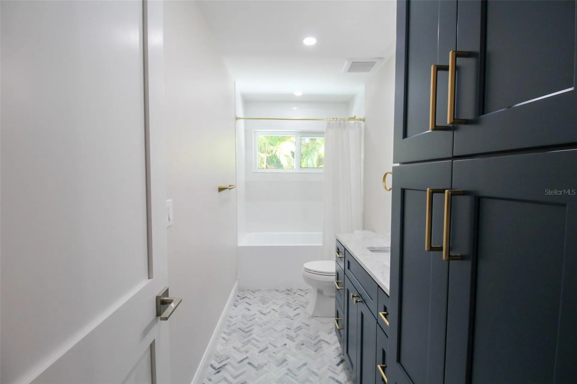 691 Russell Street Longboat Key FL 34228