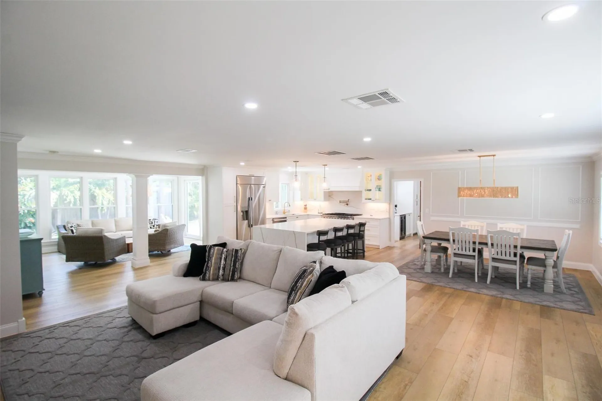 691 Russell Street Longboat Key FL 34228