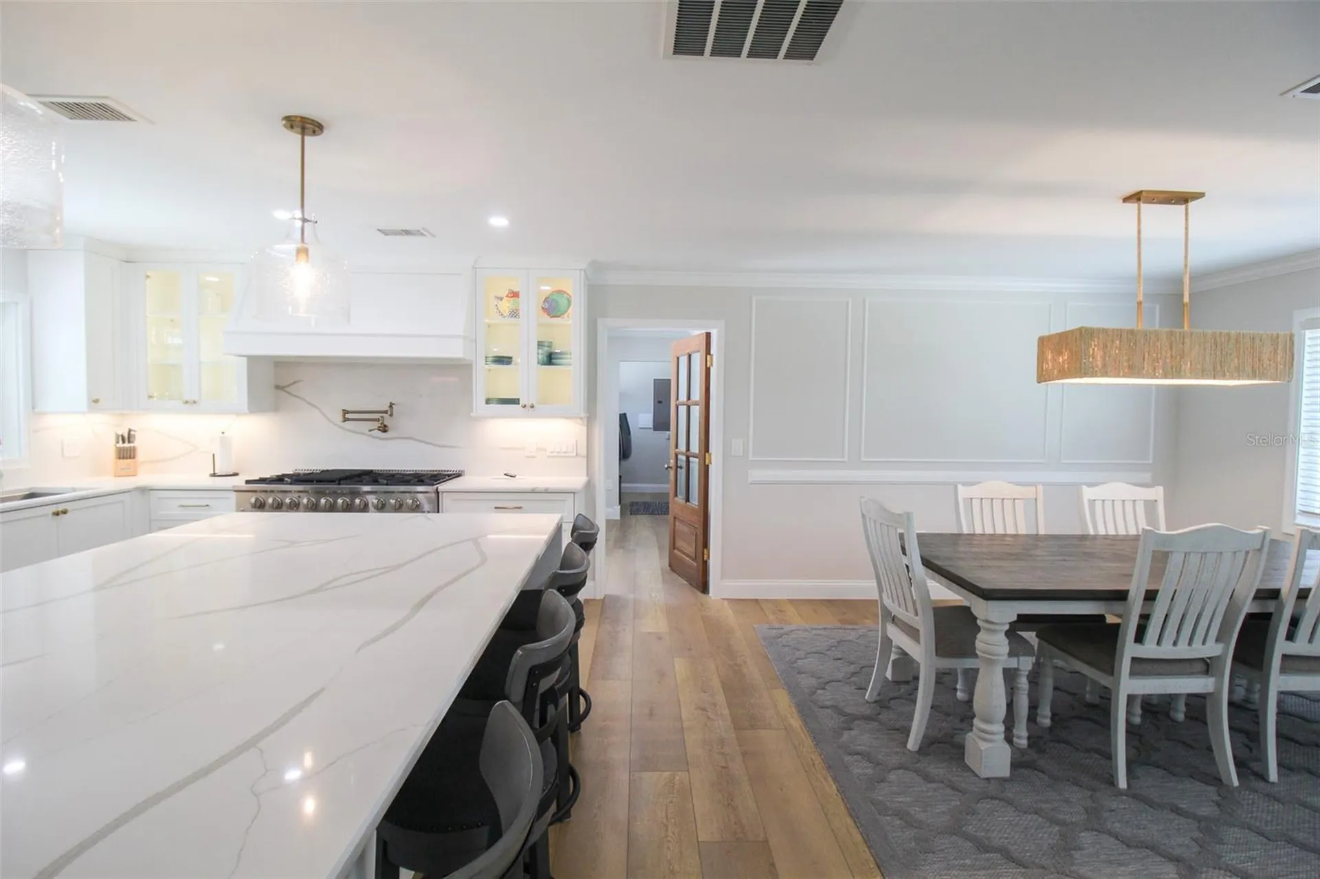 691 Russell Street Longboat Key FL 34228