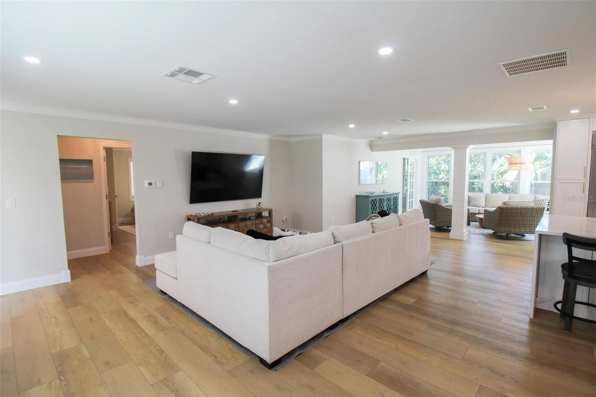 691 Russell Street Longboat Key FL 34228