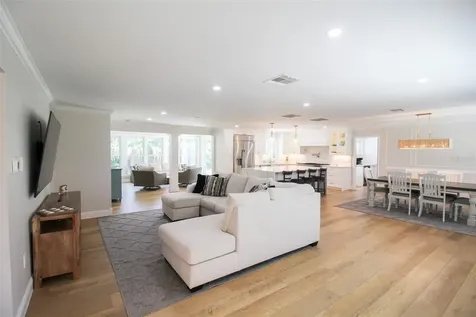 691 Russell Street Longboat Key FL 34228
