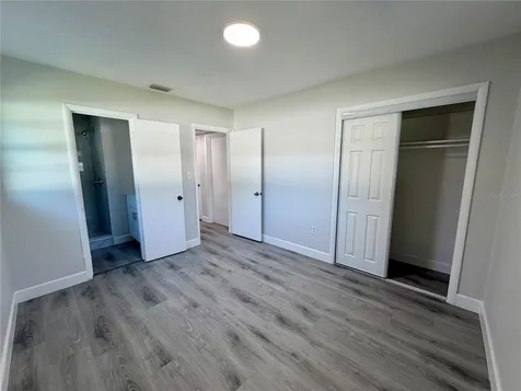 706 Romano Avenue Orlando FL 32807