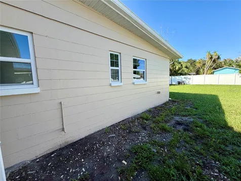 706 Romano Avenue Orlando FL 32807