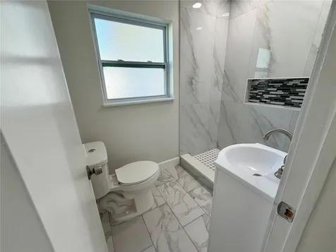 706 Romano Avenue Orlando FL 32807