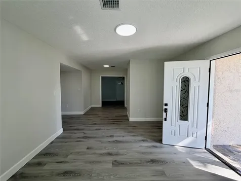 706 Romano Avenue Orlando FL 32807
