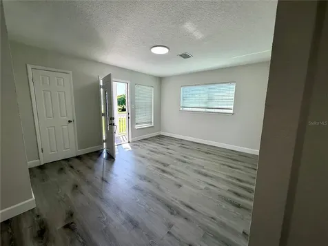 706 Romano Avenue Orlando FL 32807