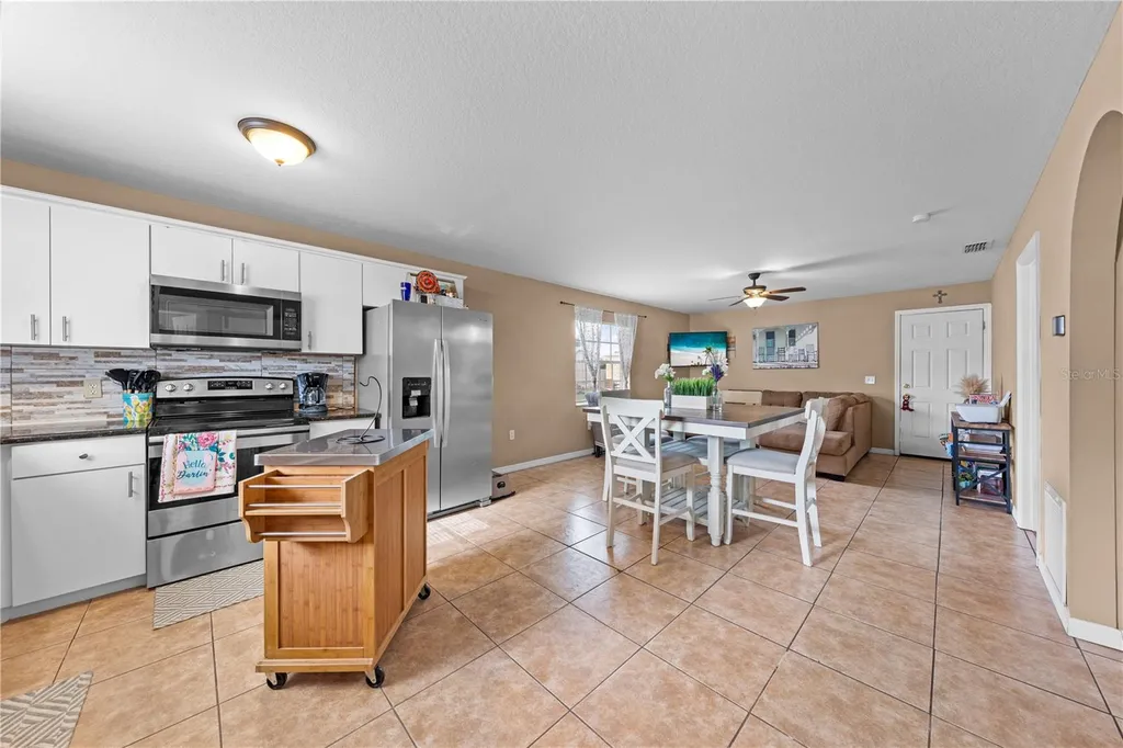 1104 Michigan Avenue St Cloud FL 34769