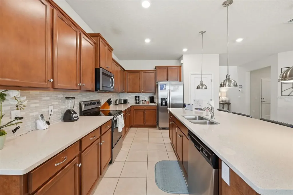 2290 Lelani Circle Davenport FL 33897