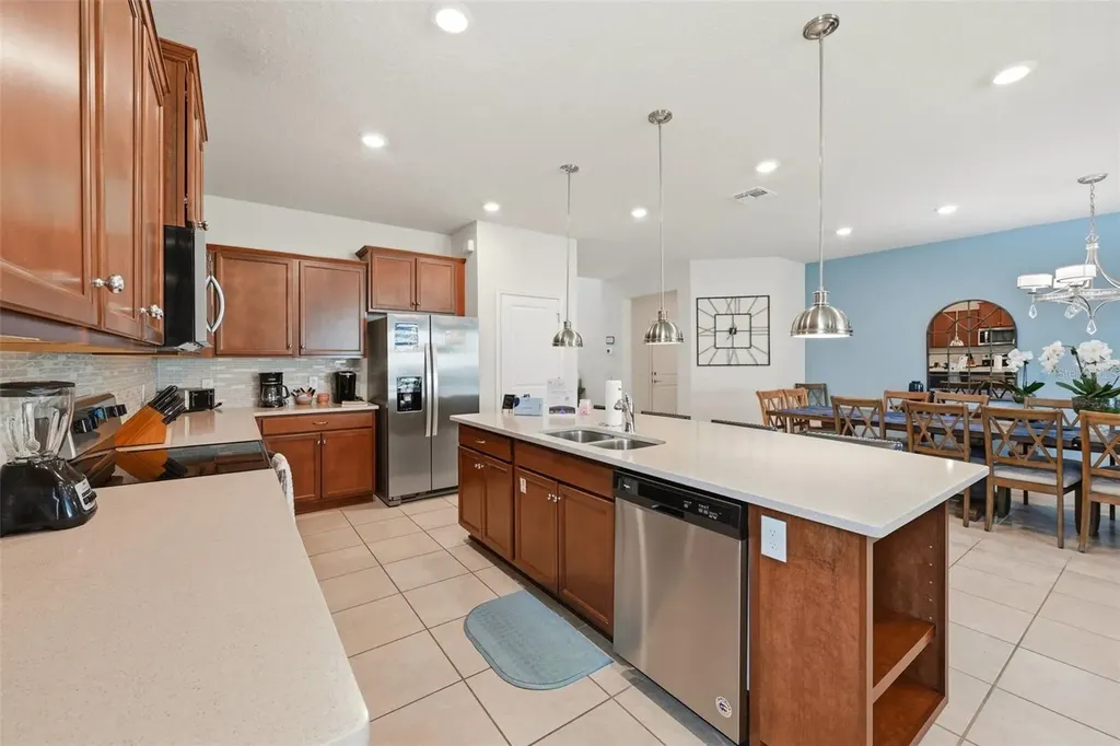 2290 Lelani Circle Davenport FL 33897