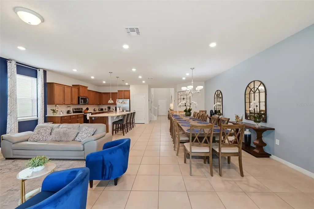 2290 Lelani Circle Davenport FL 33897