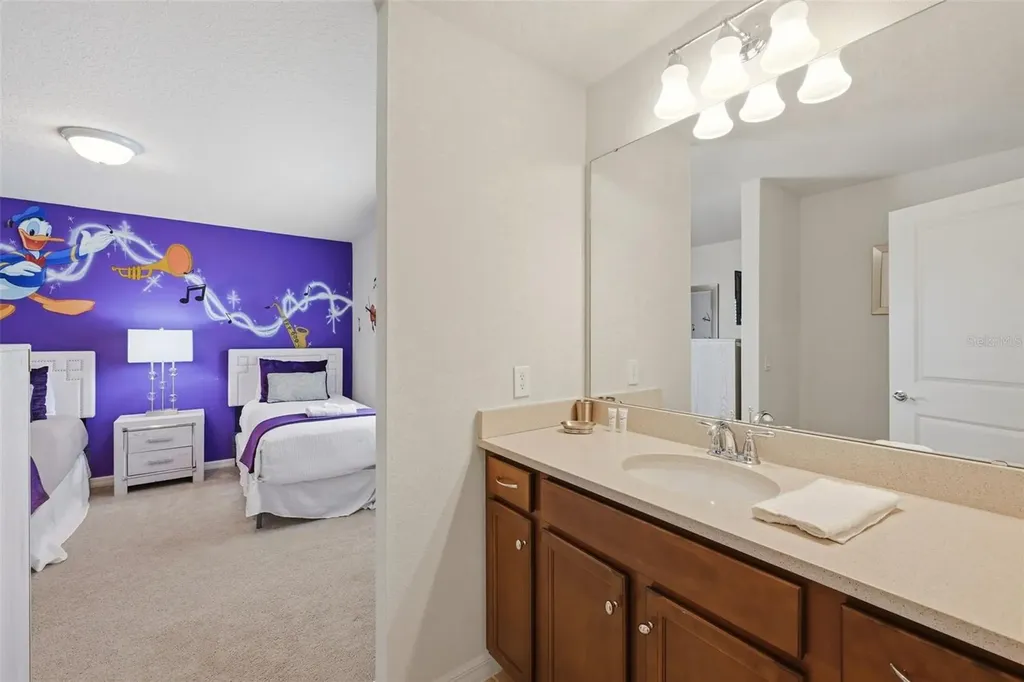 2290 Lelani Circle Davenport FL 33897