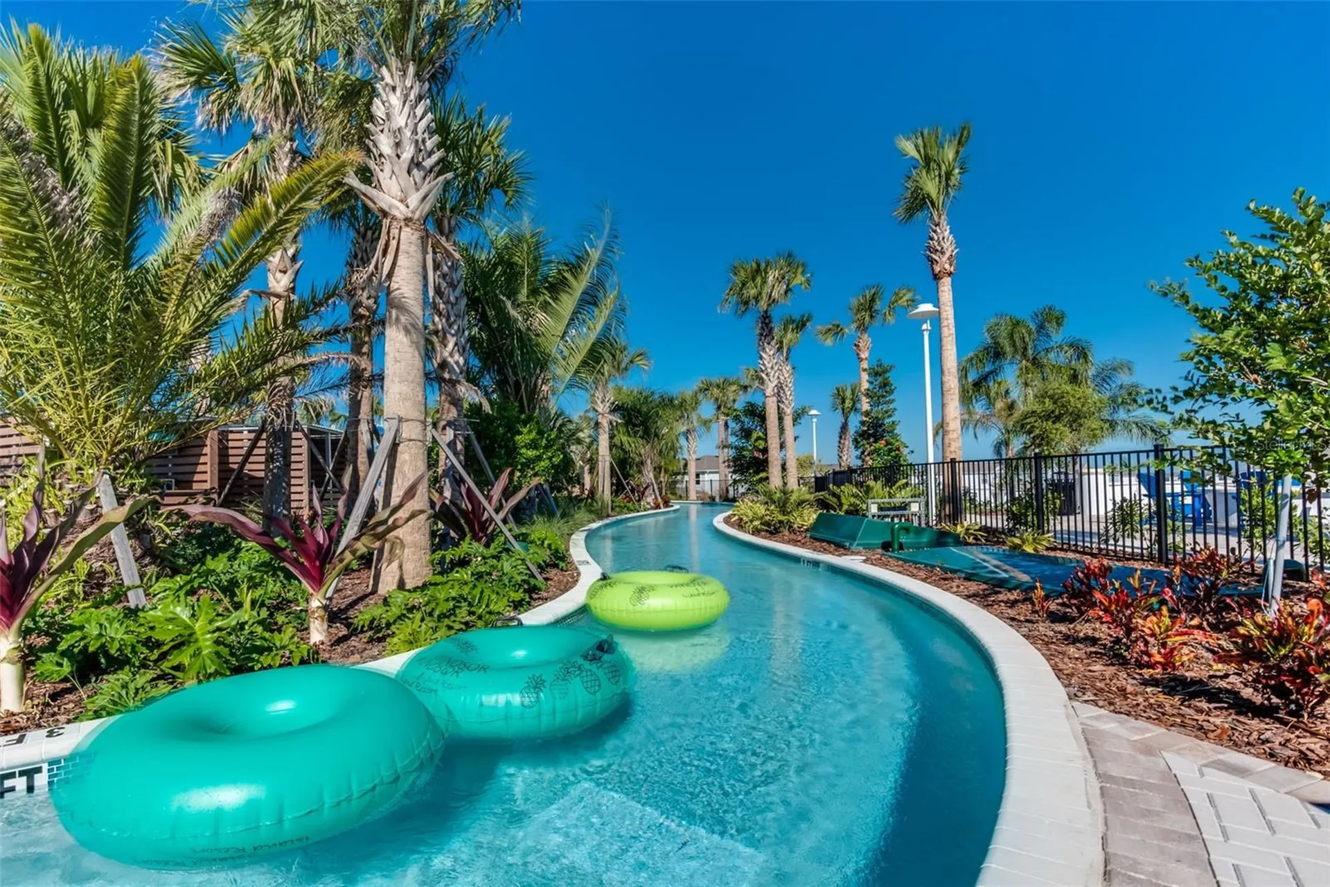 2290 Lelani Circle Davenport FL 33897