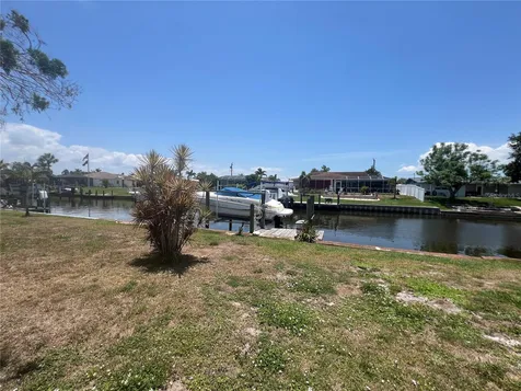 167 Easton Drive NW Port Charlotte FL 33952