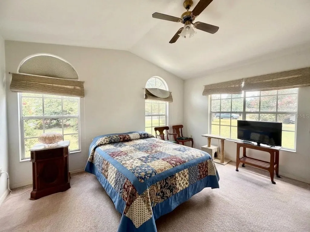 2828 SW 40th Avenue Gainesville FL 32608