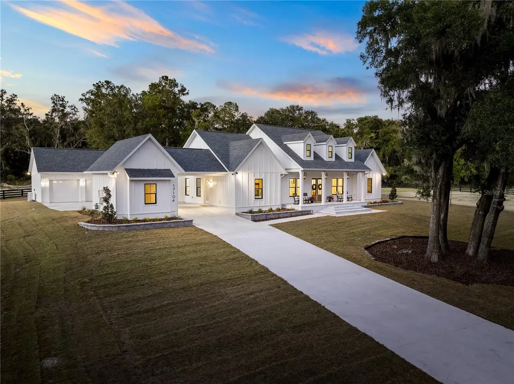 17104 SW 11th Court Newberry FL 32669