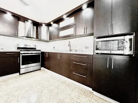 J39 Urb.villa Andalucia Calle Gaucin San Juan PR 00926