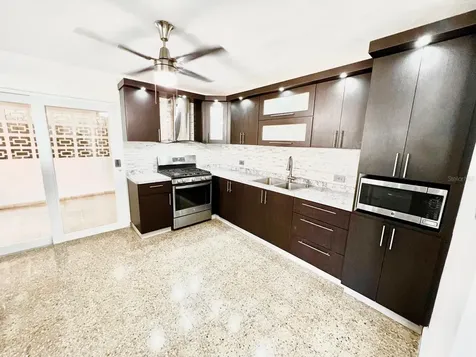 J39 Urb.villa Andalucia Calle Gaucin San Juan PR 00926