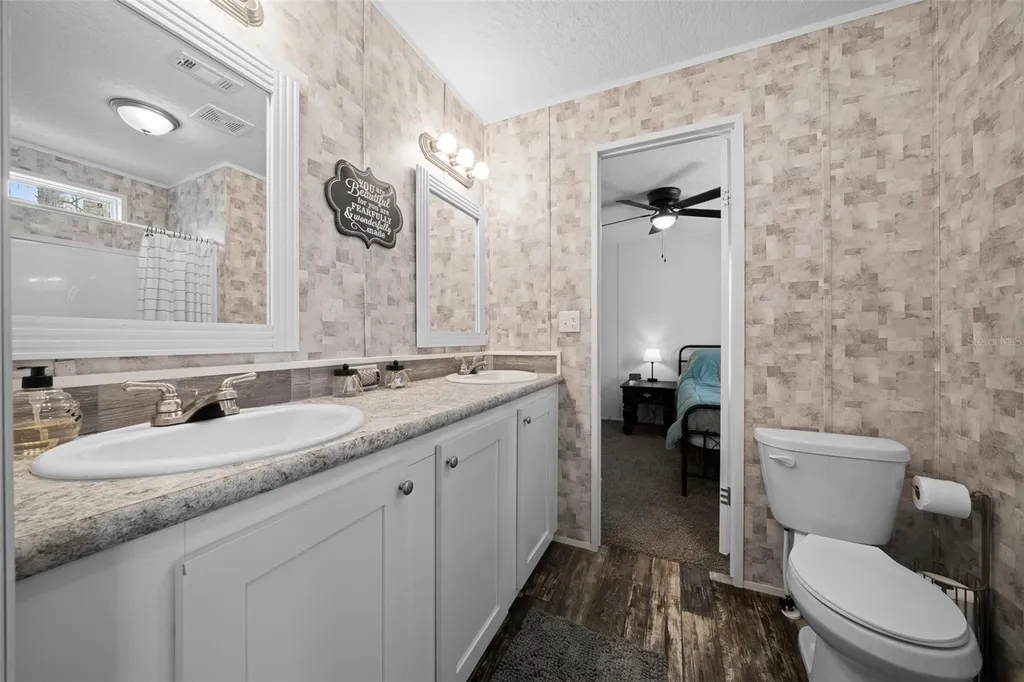 105 Buck Run Trail Hawthorne FL 32640