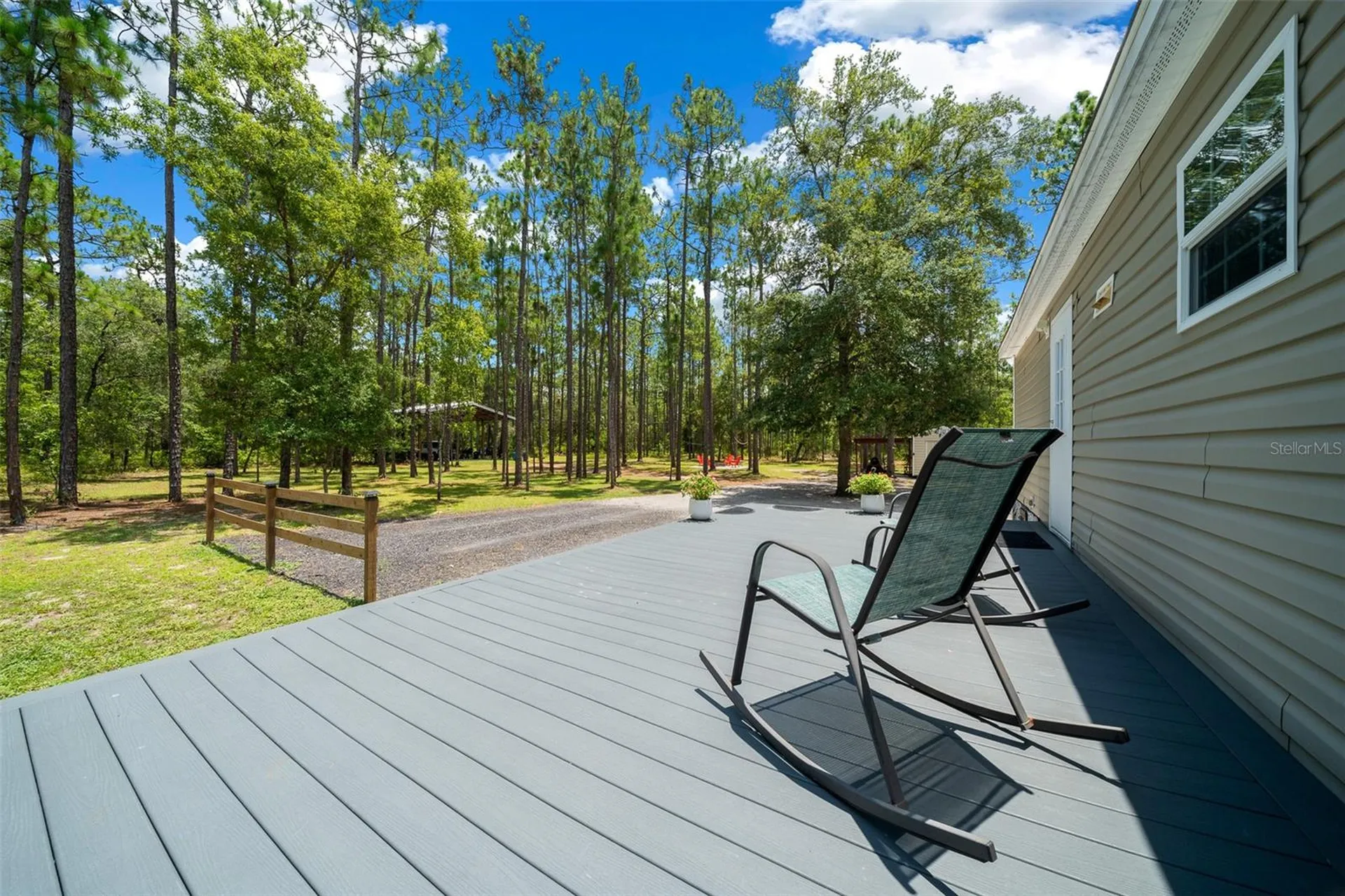 105 Buck Run Trail Hawthorne FL 32640