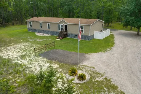 105 Buck Run Trail Hawthorne FL 32640