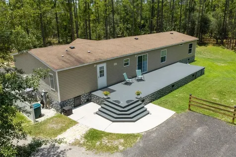 105 Buck Run Trail Hawthorne FL 32640