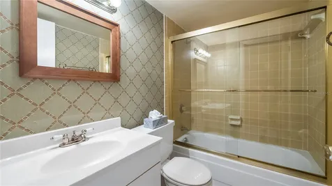 5820 Peregrine Avenue Orlando FL 32819