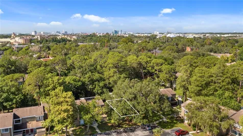 5820 Peregrine Avenue Orlando FL 32819