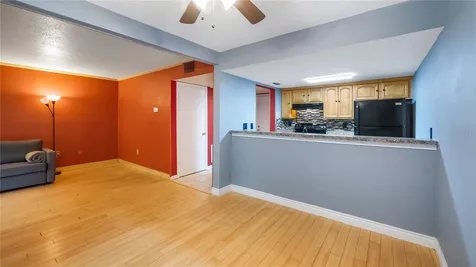 5820 Peregrine Avenue Orlando FL 32819