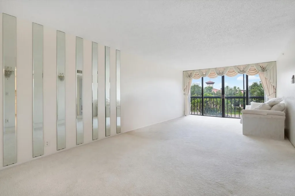 255 Dolphin Point Clearwater Beach FL 33767