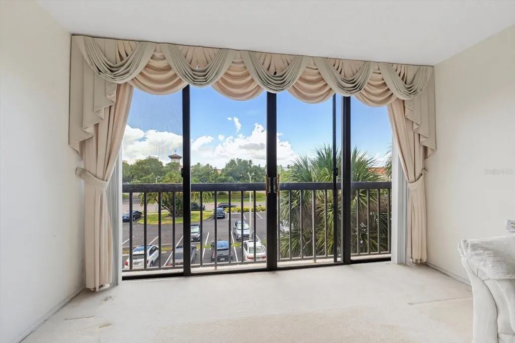 255 Dolphin Point Clearwater Beach FL 33767