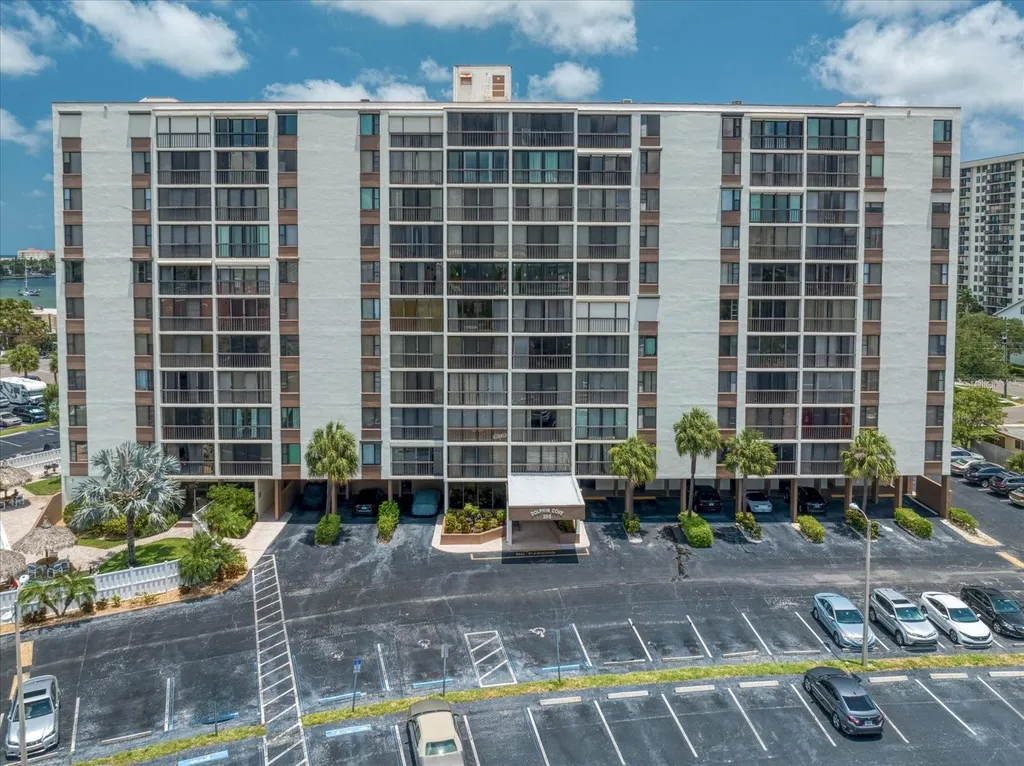 255 Dolphin Point Clearwater Beach FL 33767