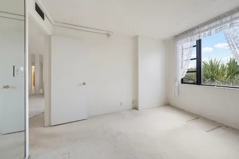255 Dolphin Point Clearwater Beach FL 33767