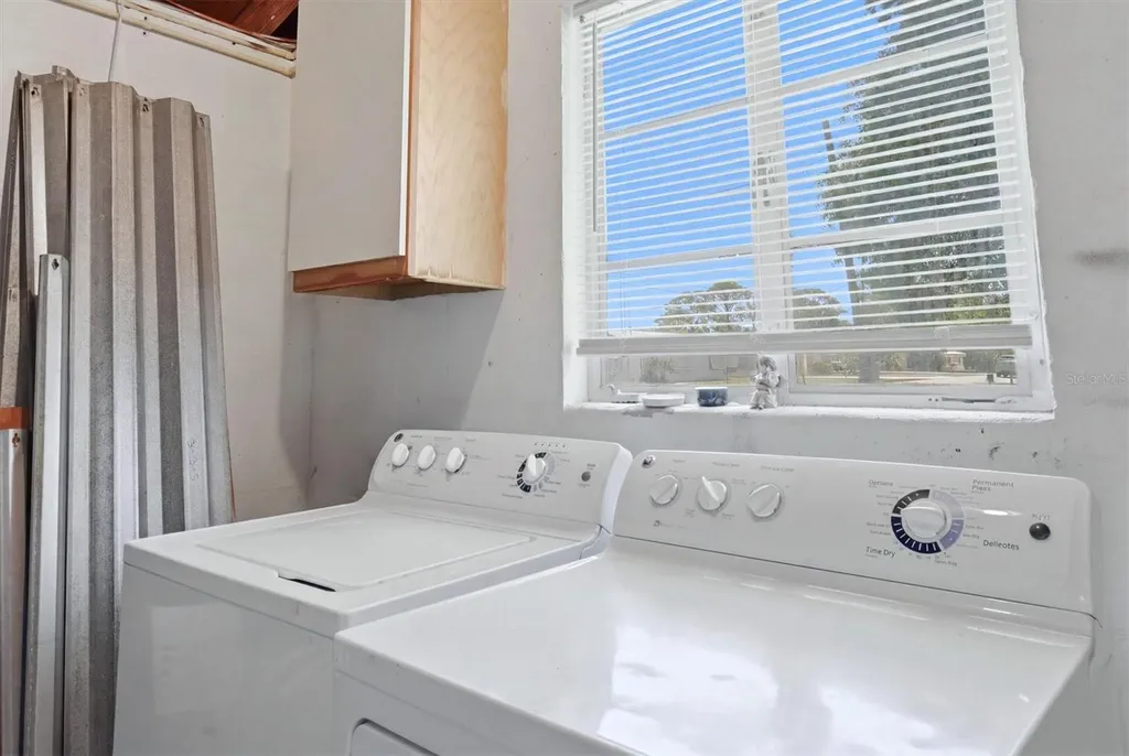 155 Magnolia Avenue Englewood FL 34223