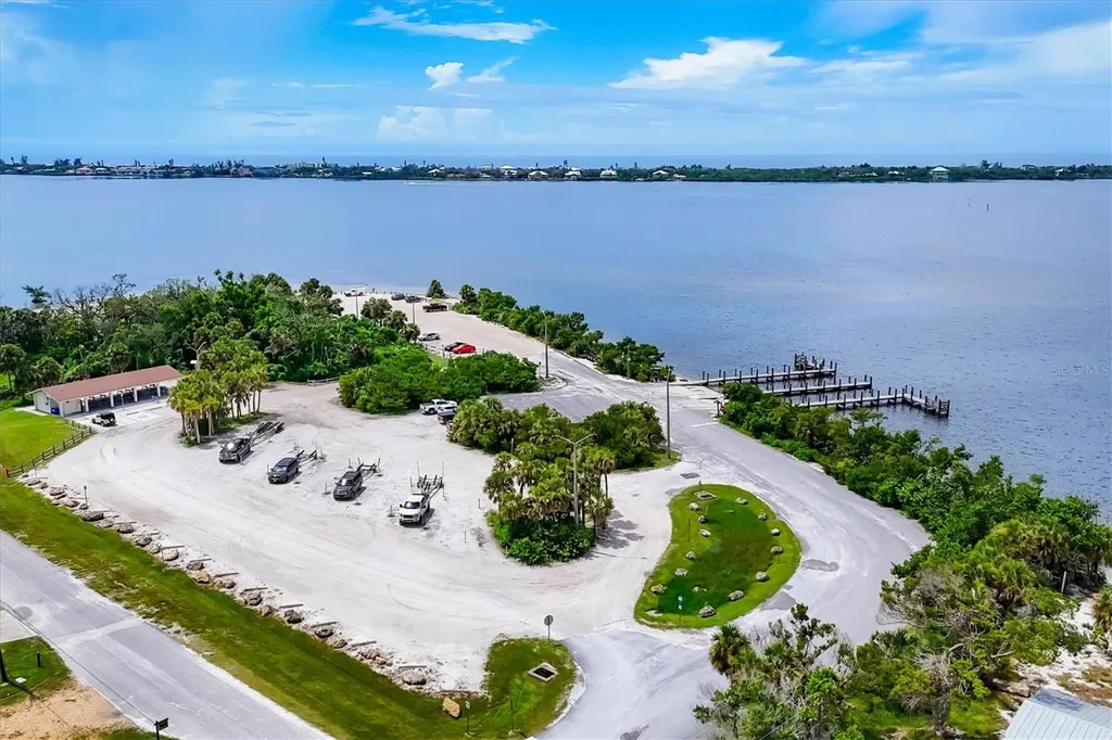 155 Magnolia Avenue Englewood FL 34223