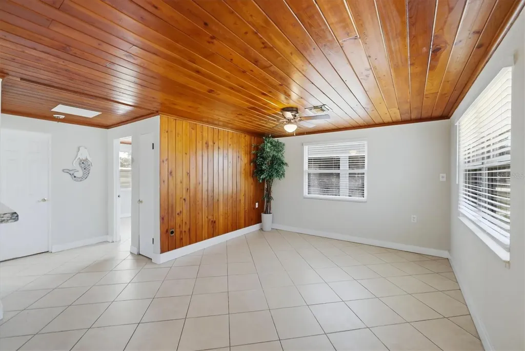 155 Magnolia Avenue Englewood FL 34223