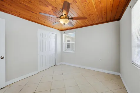 155 Magnolia Avenue Englewood FL 34223