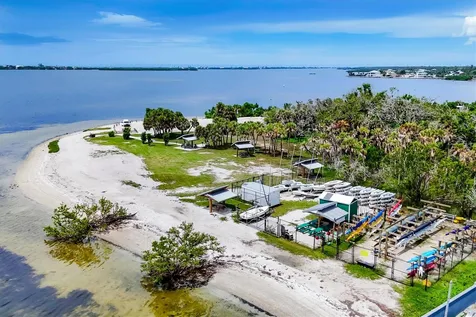 155 Magnolia Avenue Englewood FL 34223