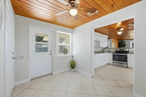 155 Magnolia Avenue Englewood FL 34223