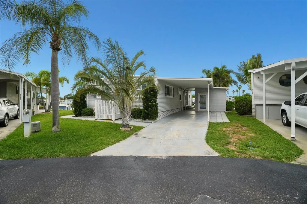 7162 Mount Arlington Drive NE St Petersburg FL 33702
