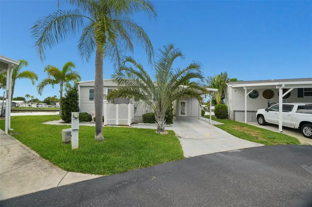 7162 Mount Arlington Drive NE St Petersburg FL 33702