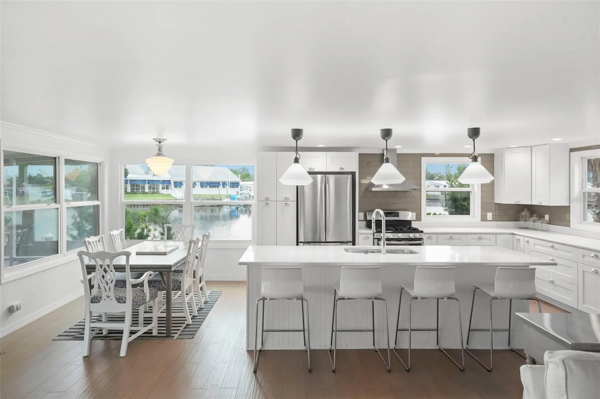 7162 Mount Arlington Drive NE St Petersburg FL 33702