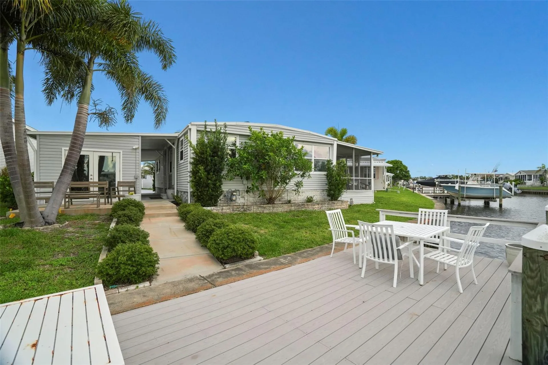 7162 Mount Arlington Drive NE St Petersburg FL 33702
