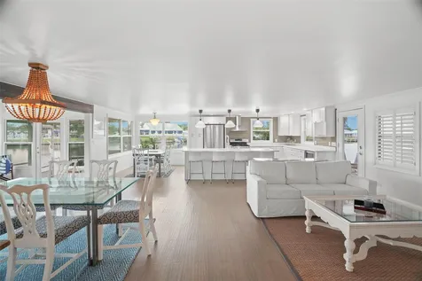 7162 Mount Arlington Drive NE St Petersburg FL 33702