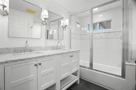 7162 Mount Arlington Drive NE St Petersburg FL 33702