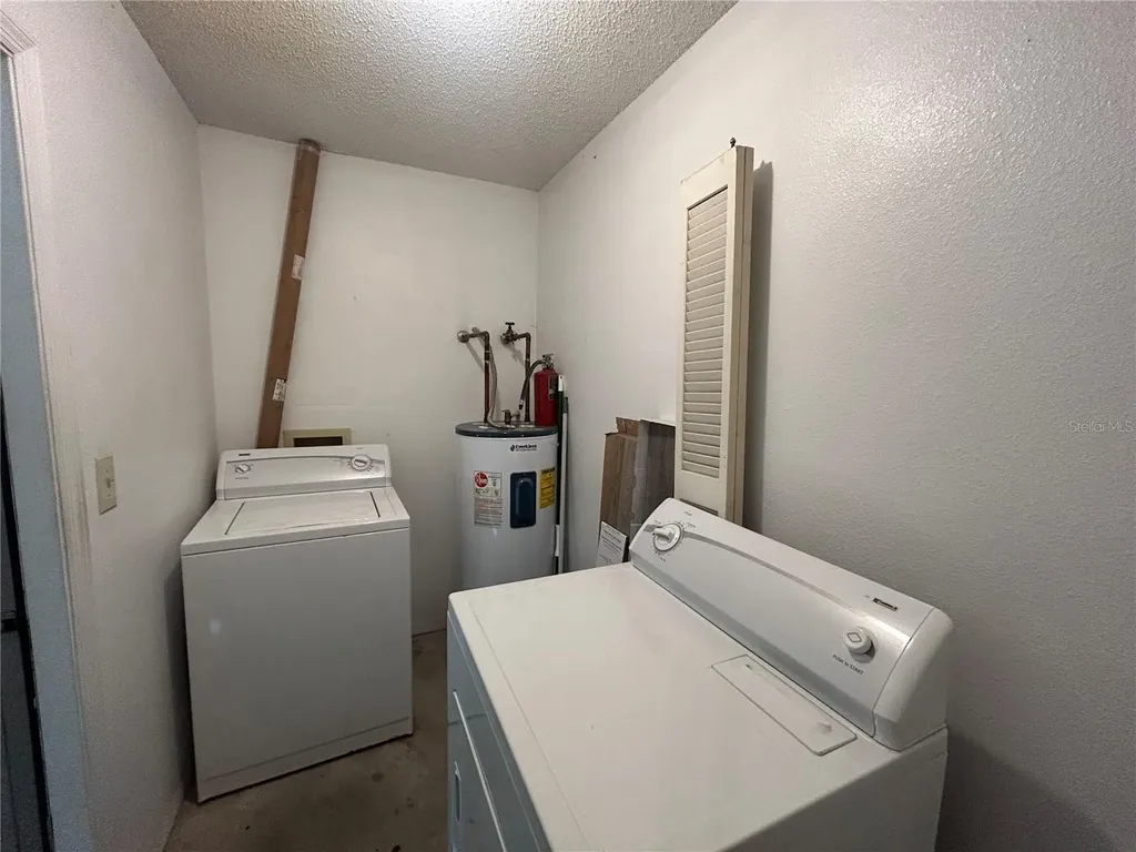 2143 Fox Chase Boulevard Palm Harbor FL 34683