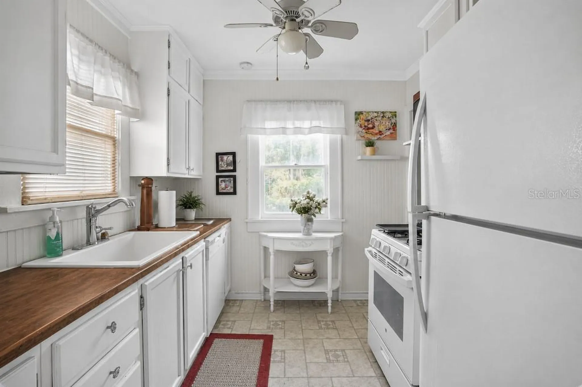 772 38th Avenue S St Petersburg FL 33705